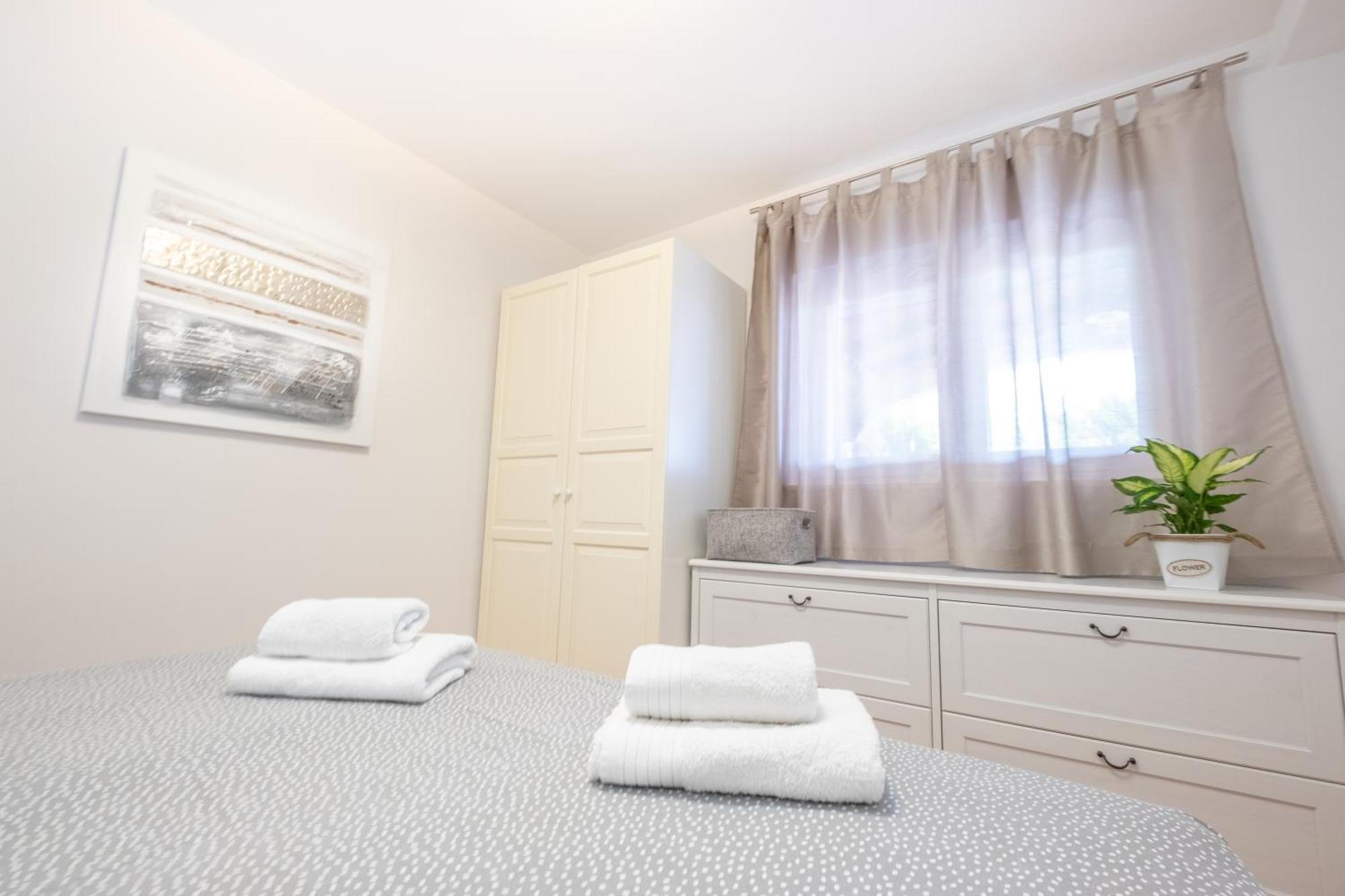 Villa Verandah Трогир Екстериор снимка