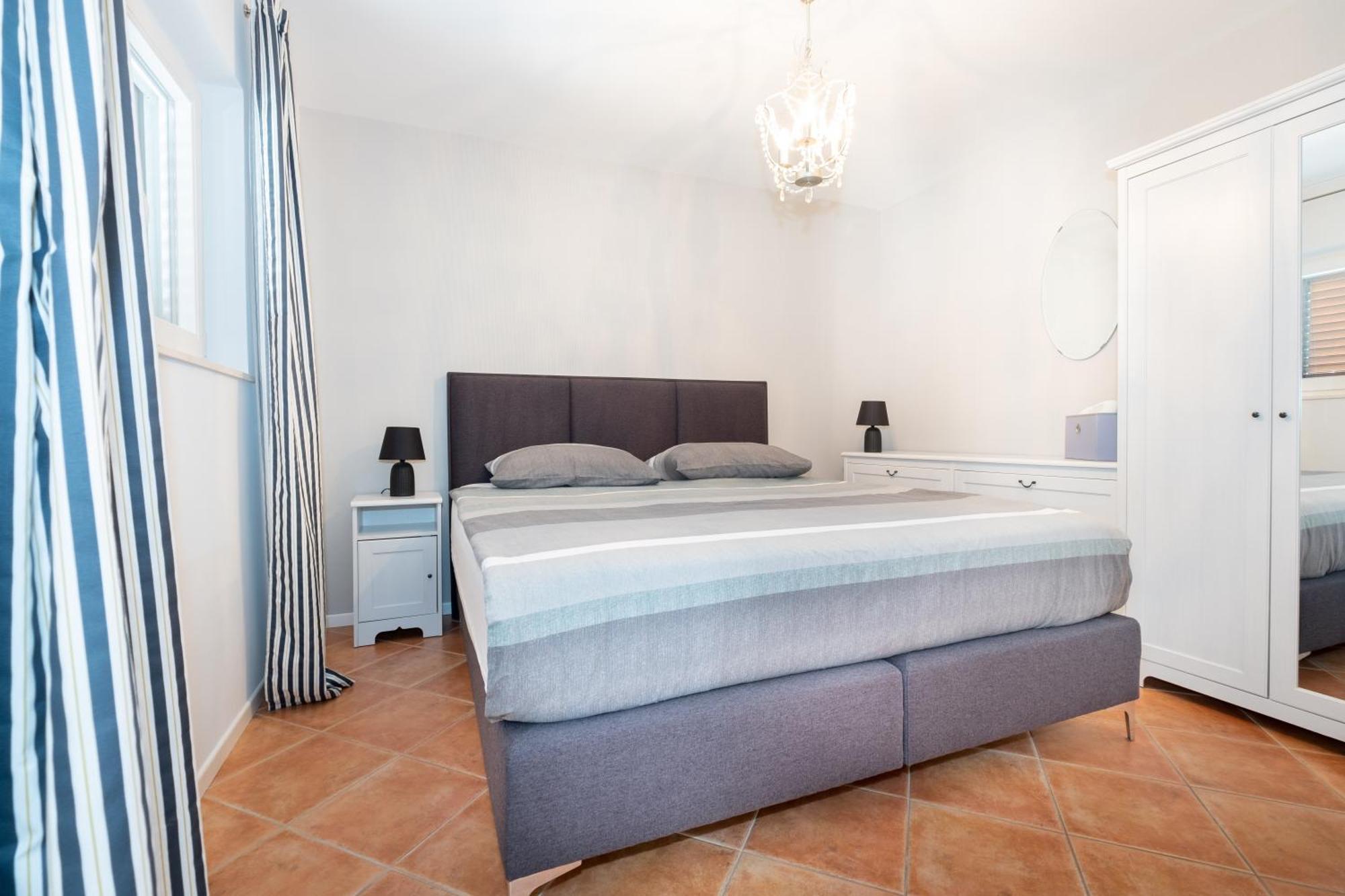 Villa Verandah Трогир Екстериор снимка