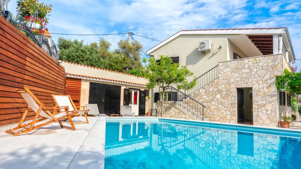 Villa Verandah Трогир Екстериор снимка